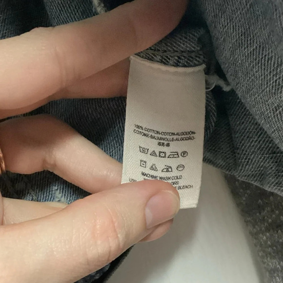 Free People 100% Cotton Distressed Denim Jean Jacket Size Small - Picture 4 of 6